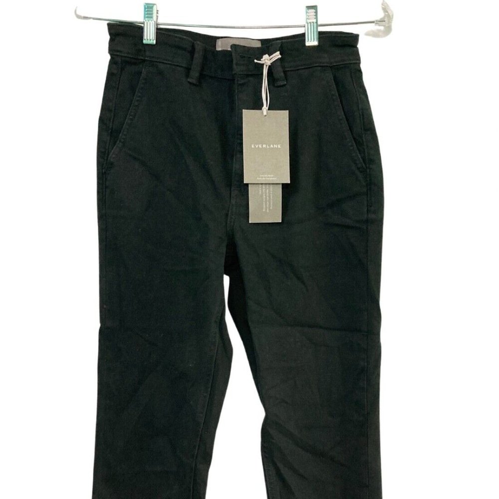 NEW WITH TAGS!!! Everlane The Slim Leg Crop Pants in black size 2